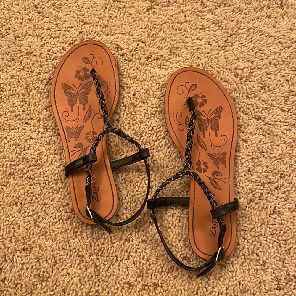 Black & gold braided sandals size 7